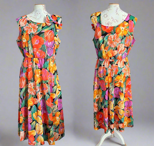 Vintage Dresses - 1980s Floral Print Midi Dress - Size 14 - Frock 33